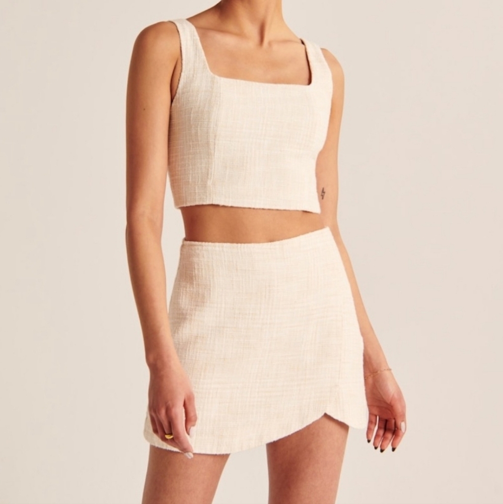 Abercrombie Tweed Cream Skort